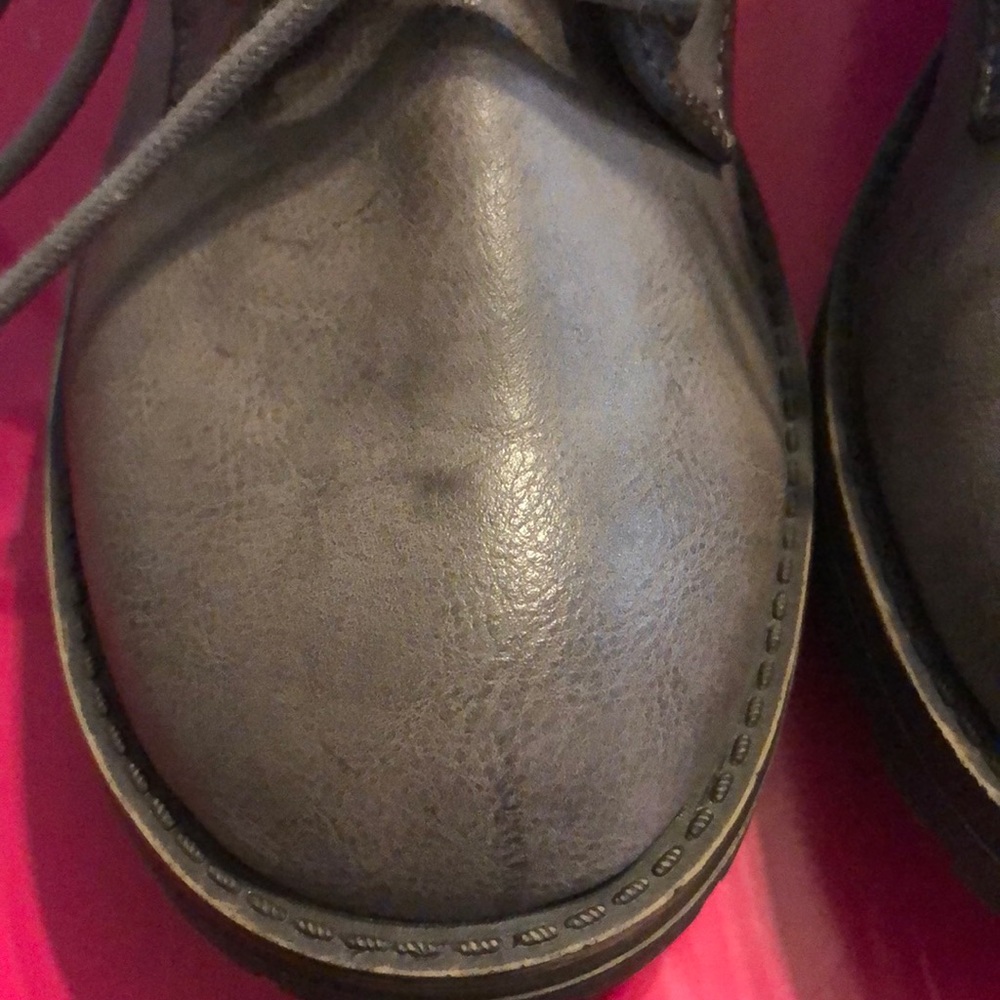 Boots 🥾 - Picture 8 of 10